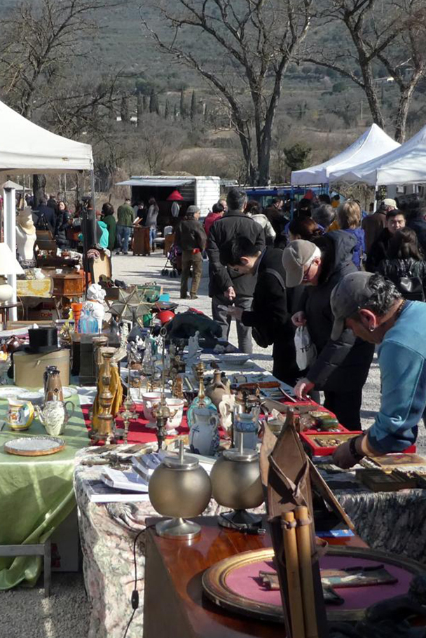Mercato dell'antiquariato di Campello