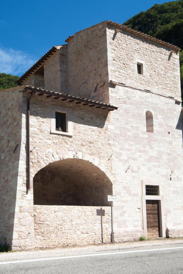 Abbazia Santa Maria de Ugonis